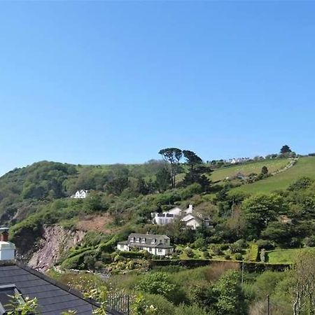 Cosy Beachfront Retreat With Stunning Sea Views & Free Access To A Local Indoor Pool Talland Esterno foto