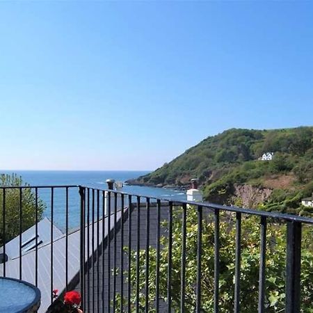 Cosy Beachfront Retreat With Stunning Sea Views & Free Access To A Local Indoor Pool Talland Esterno foto